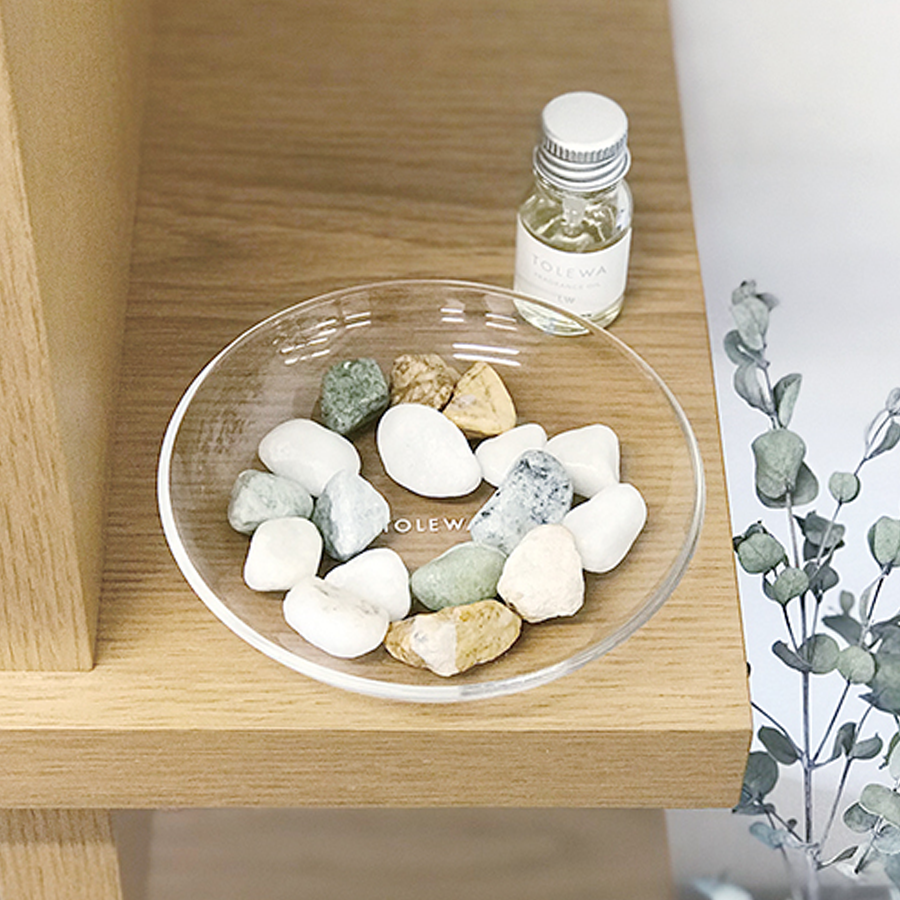 Fragrance Pebble LW (Lavender Woody)