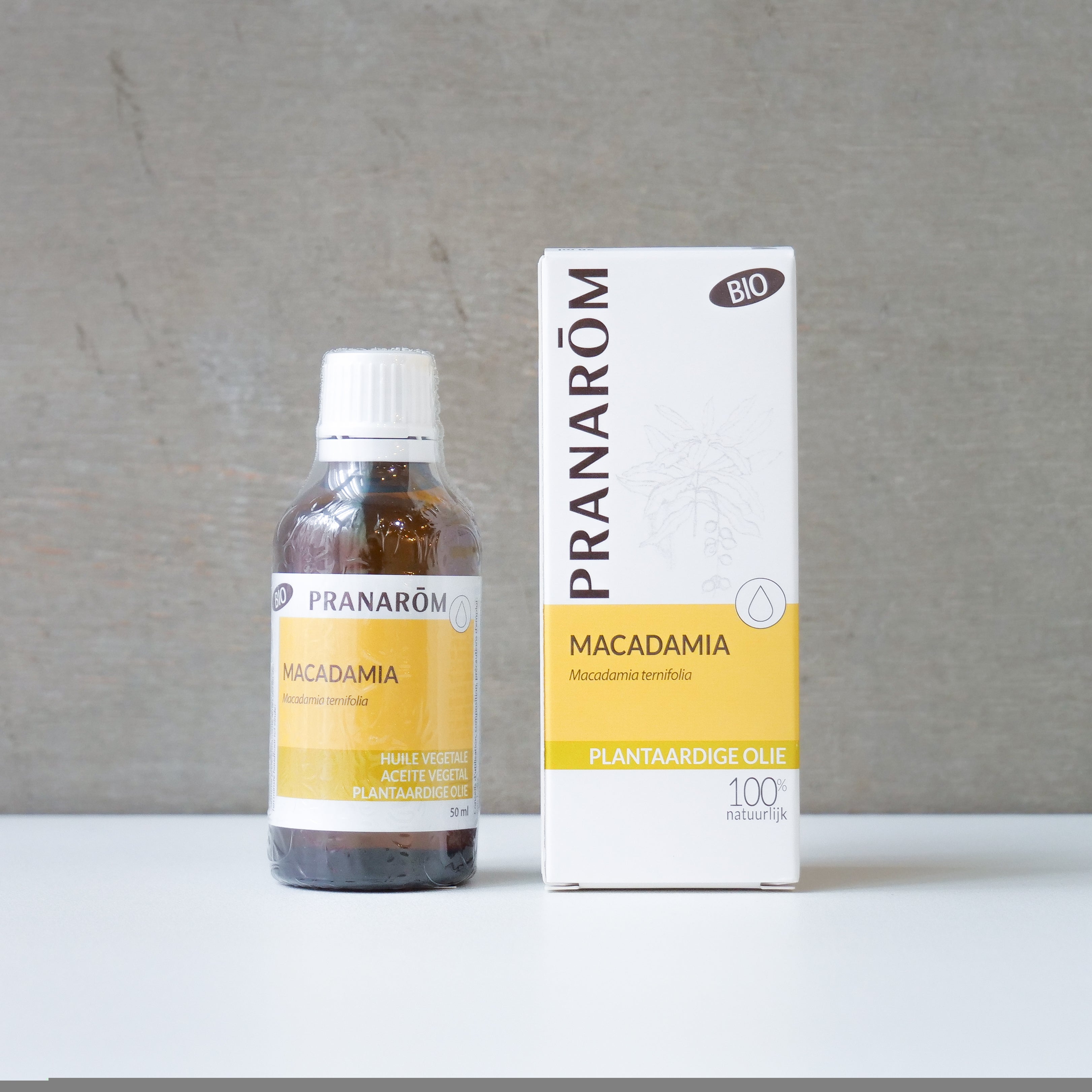 Macadamia Oil